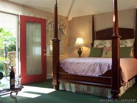Hidden Garden Cottages & Suites Saugatuck Bilik gambar