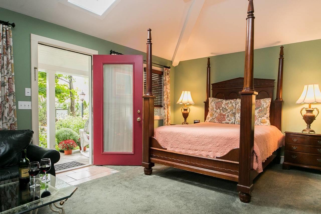Hidden Garden Cottages & Suites Saugatuck Luaran gambar