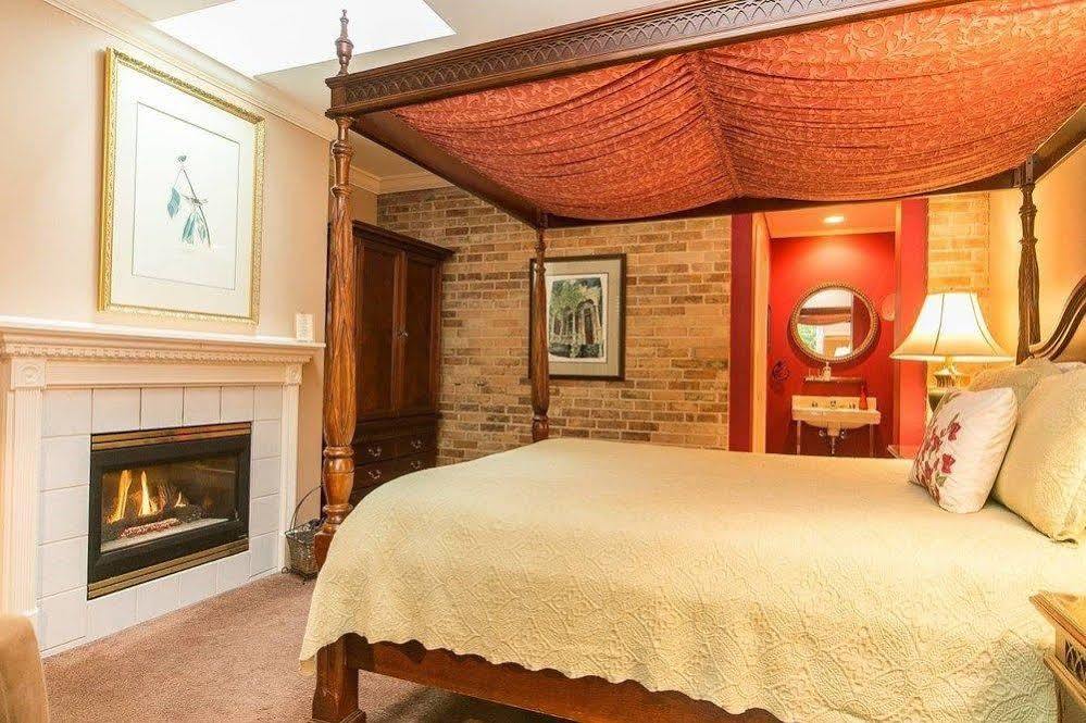 Hidden Garden Cottages & Suites Saugatuck Luaran gambar