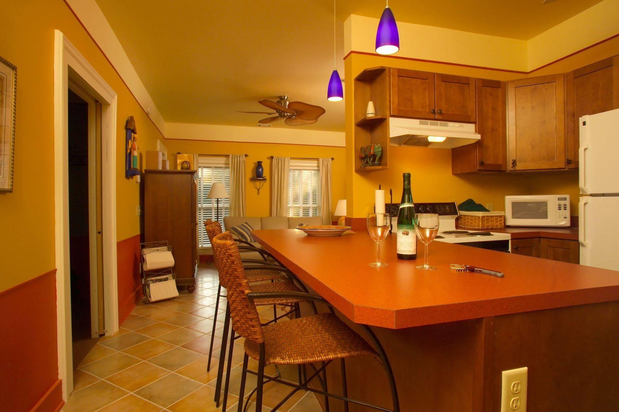Hidden Garden Cottages & Suites Saugatuck Luaran gambar