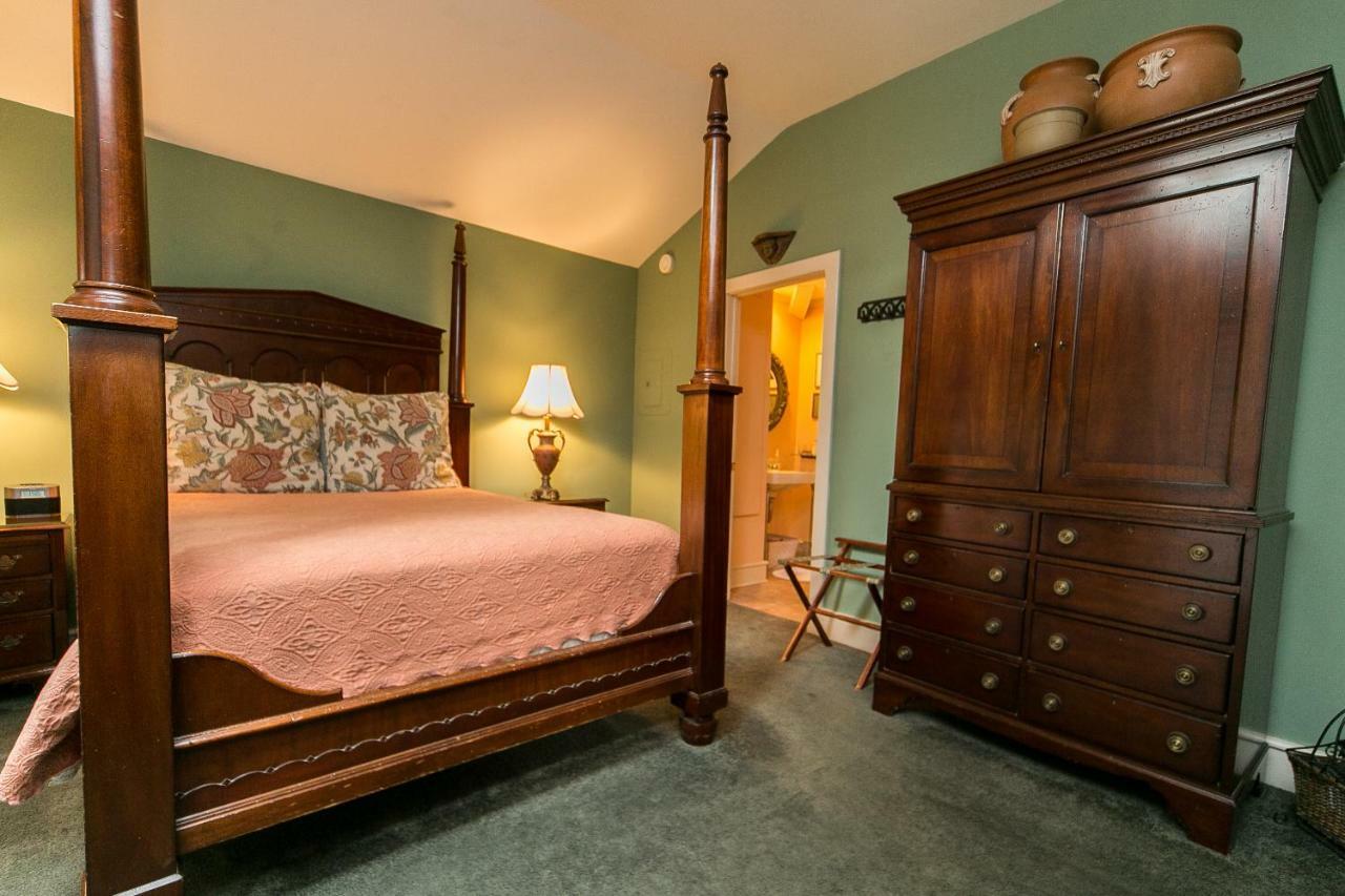 Hidden Garden Cottages & Suites Saugatuck Luaran gambar
